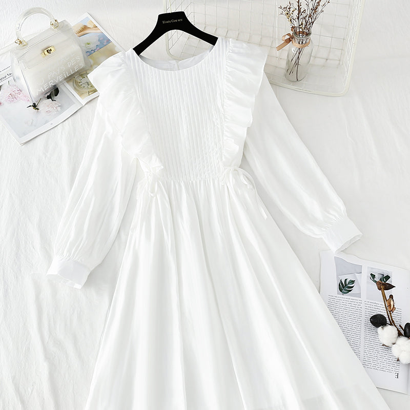 Robe blanche à manches longues tempérament simple français 4225