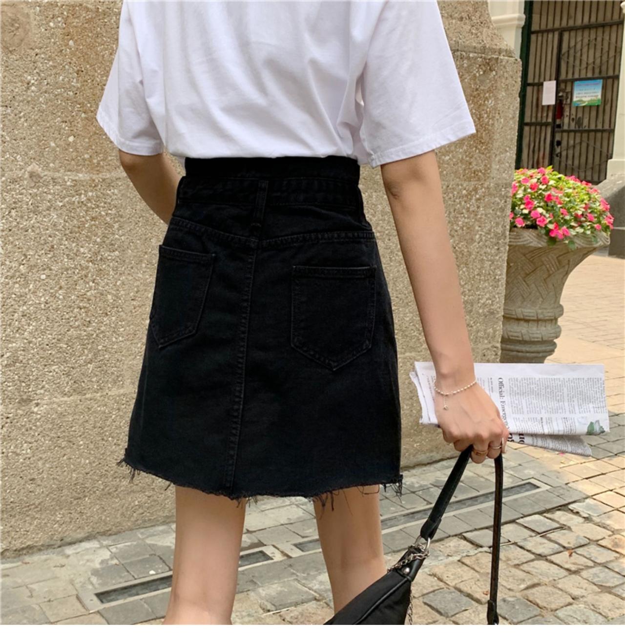 Jupe noire irrégulière, été, nouveau style, jupe trapèze taille haute 3656