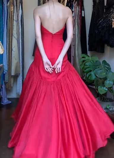 Red Vintage Prom Dress Strapless Sweetheart Neck Fitted Waist Pleated Chiffon Flowy Long Evening Gown gh9619