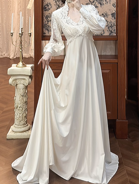 Ivory Vintage Empire Waist Wedding Gown, V‑Neck Lace Trim Neckline, Lace Mixed Puff Long Sleeves, Lace Appliqués Empire Bodice, Flowing A‑Line Long Skirt, Prom & Wedding Dress gh8688