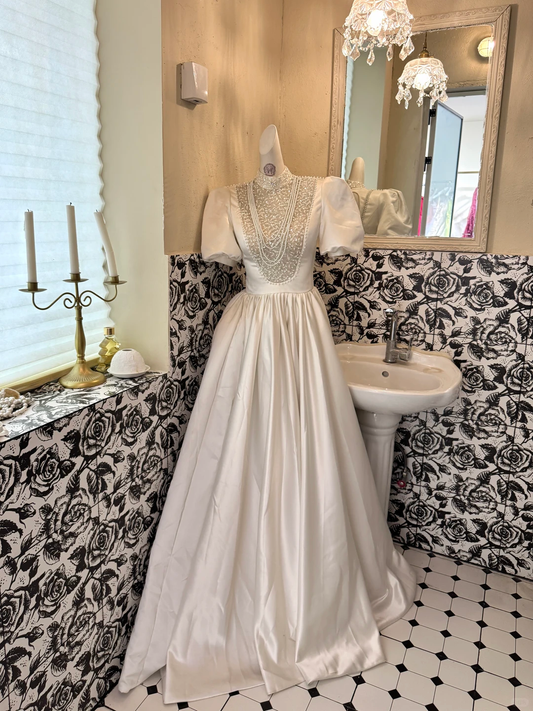 White Puff Sleeve Waist-Cinched Full Flared Vintage Elegant Romantic Dress, Wedding Gown gh7571