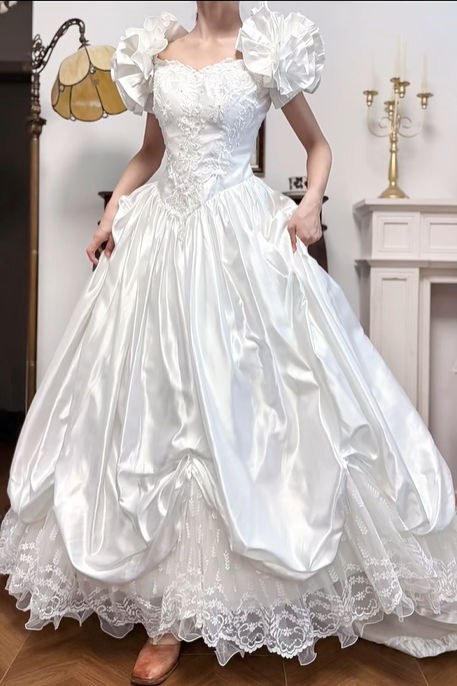 Ivory Vintage 3D Floral Puff‑Shoulder Satin Ball Gown Wedding Dress gh8746