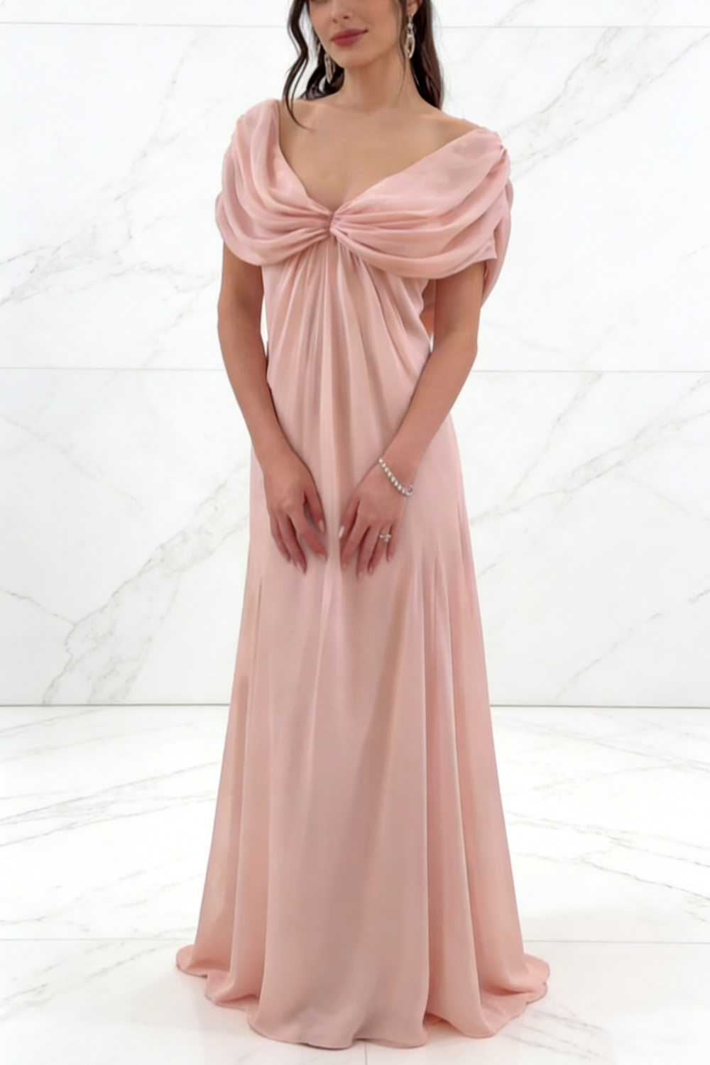 Maxikleid aus rosafarbenem Chiffon mit Twist-Ausschnitt – schulterfrei, rückenfrei, ideal für Brautjungfern, Dates oder Abendveranstaltungen (gh6976)