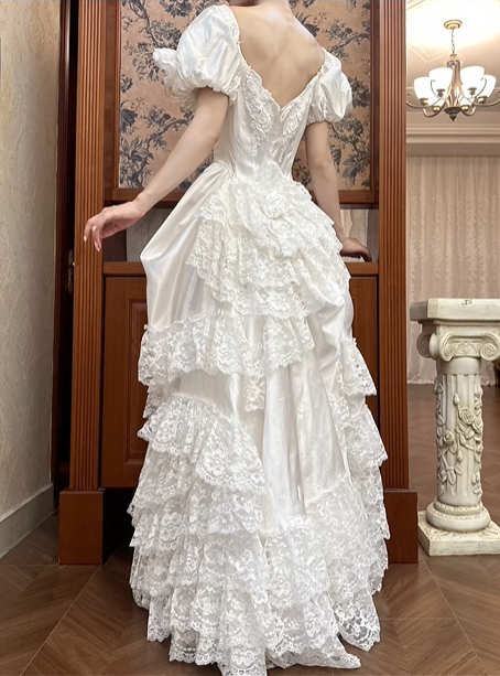 Ivory Vintage Satin Wedding Gown, Sweetheart Neckline Puff Short Sleeves, Lace Appliqué Fitted Waist, Multi‑Tiered Ruffled Lace Ball Gown Skirt, Bridal Prom Dress gh8721