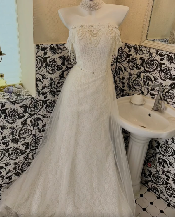 Ivory Strapless Lace Cinched Waist Figure-Flattering Long Romantic Dress, Wedding Gown gh7824