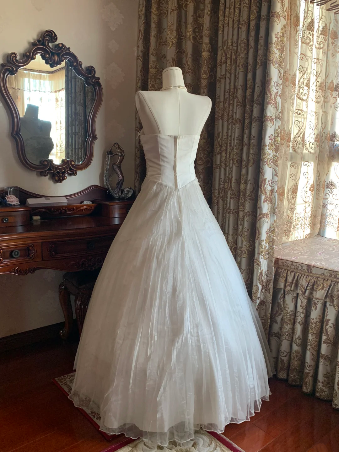White Strapless Fitted Waist Voluminous Skirt Prom Gown, Birthday Party Dress, Wedding Bridal Gown gh7273