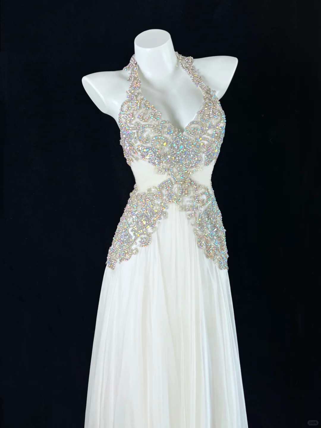 Luxury Vintage Off White Halter Sequin Fitted Waist Elegant Prom & Evening Party Dress gh8492