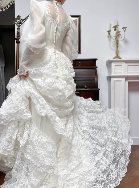 Ivory Vintage Lace High‑Neck Puff‑Sleeve Tie‑Cuff A‑Line Short Train Wedding Dress gh8774