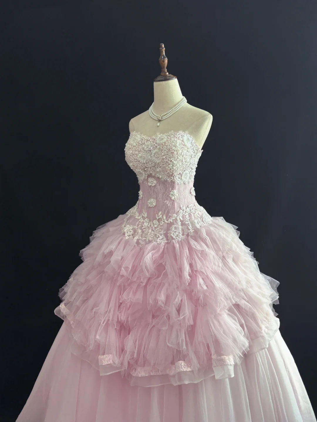 Pink Strapless Romantic Dress With Lace, Cinched Waist, Voluminous Elegant Vintage Skirt, Wedding Gown gh8098