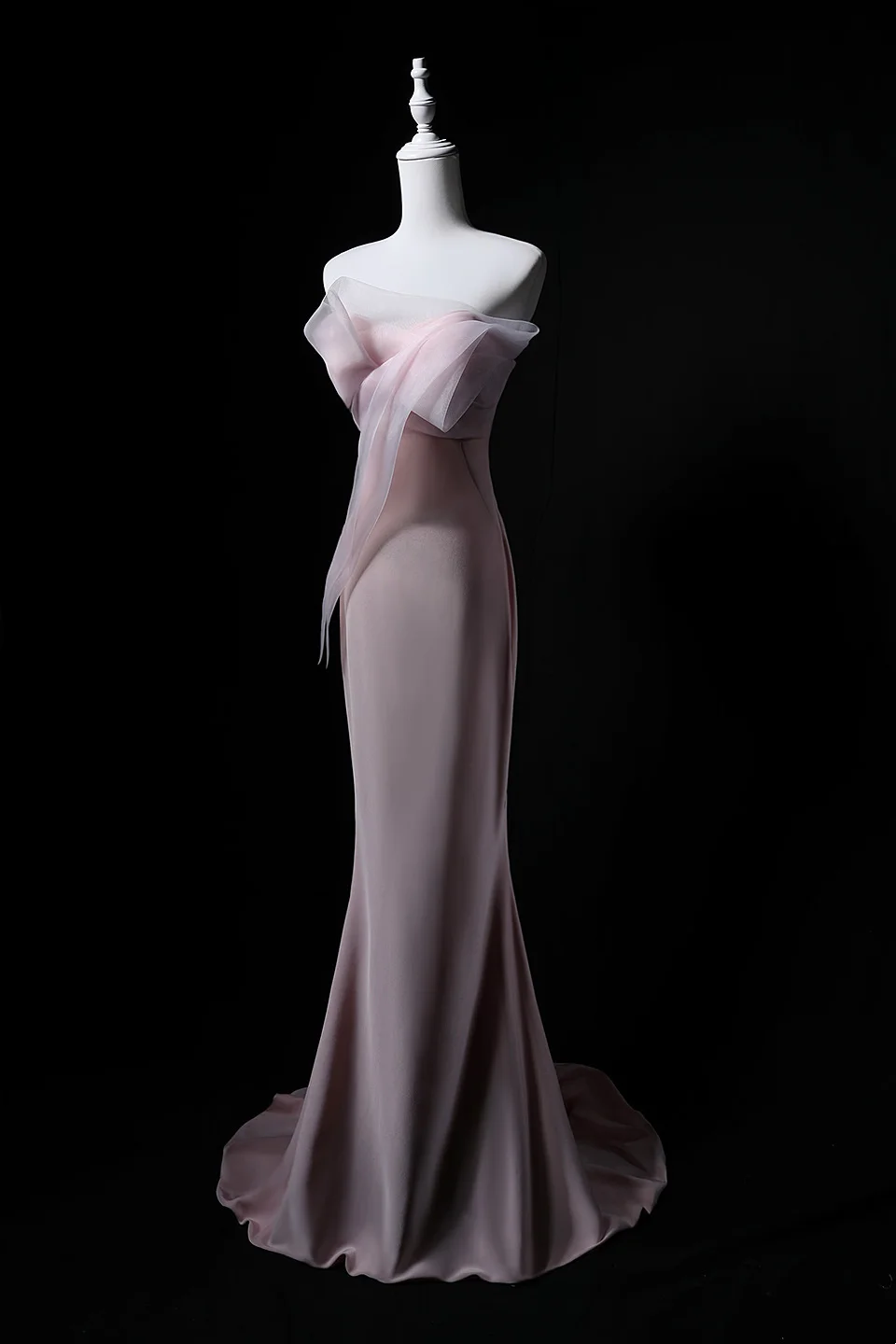 Light Pink Evening Dress With Stylized Neckline, Waist-Cinched Slim Fit, Fairy Gown, Romantic Gown gh7472