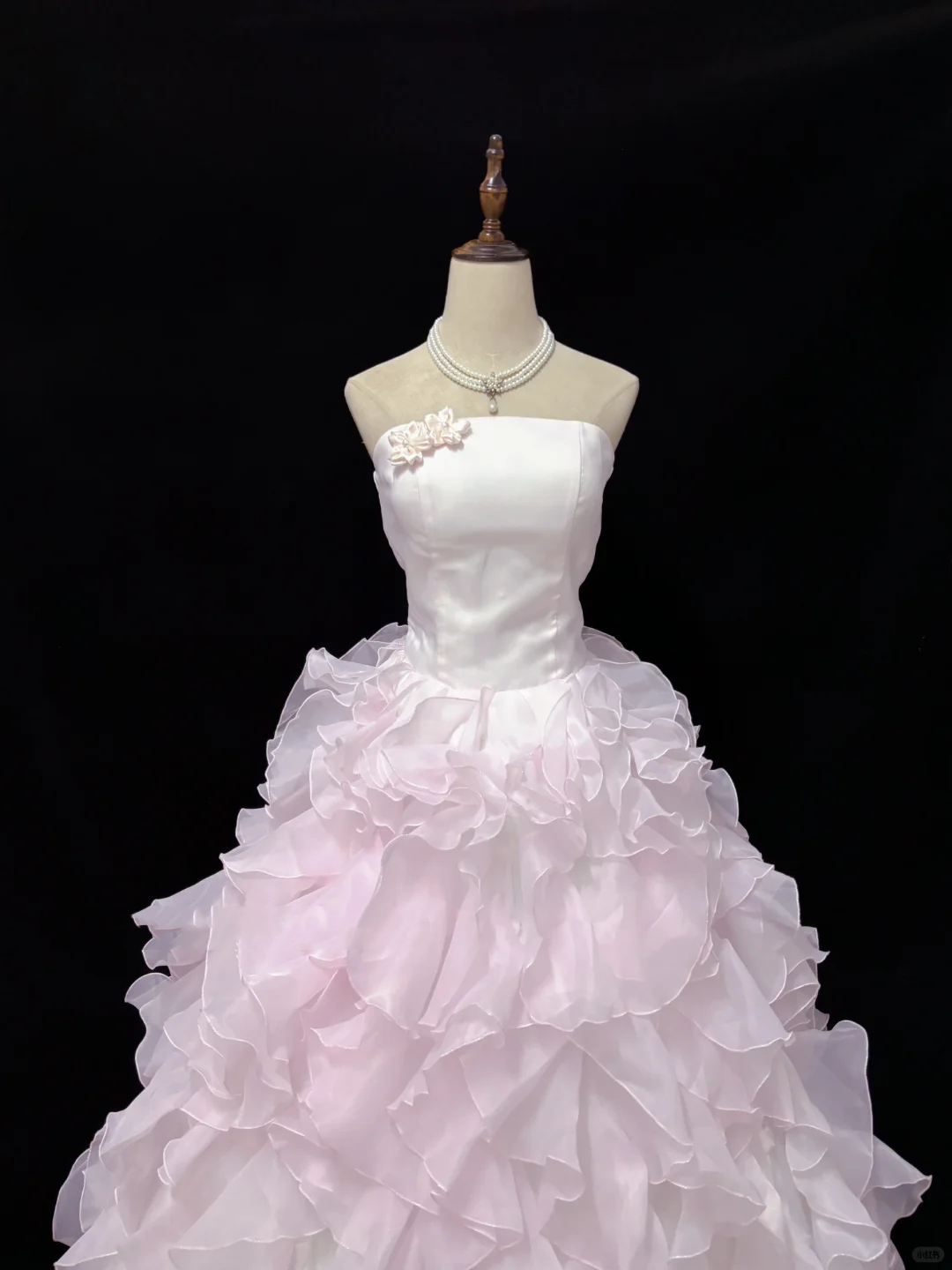 Blush Pink Strapless Cinched Waist Voluminous Wavy Princess Skirt Romantic Dress, Wedding Gown gh8061