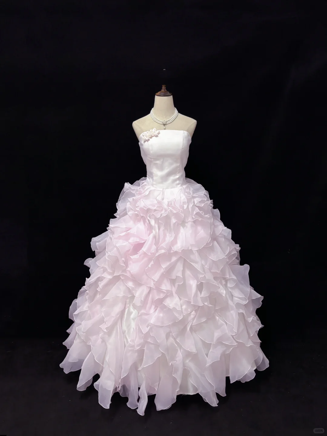 Blush Pink Strapless Cinched Waist Voluminous Wavy Princess Skirt Romantic Dress, Wedding Gown gh8061