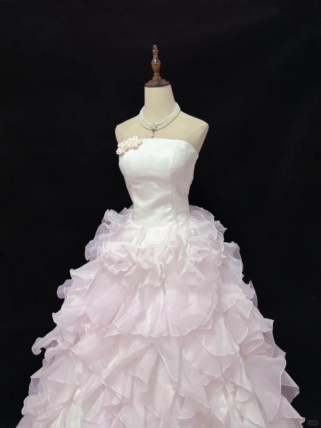 Blush Pink Strapless Cinched Waist Voluminous Wavy Princess Skirt Romantic Dress, Wedding Gown gh8061
