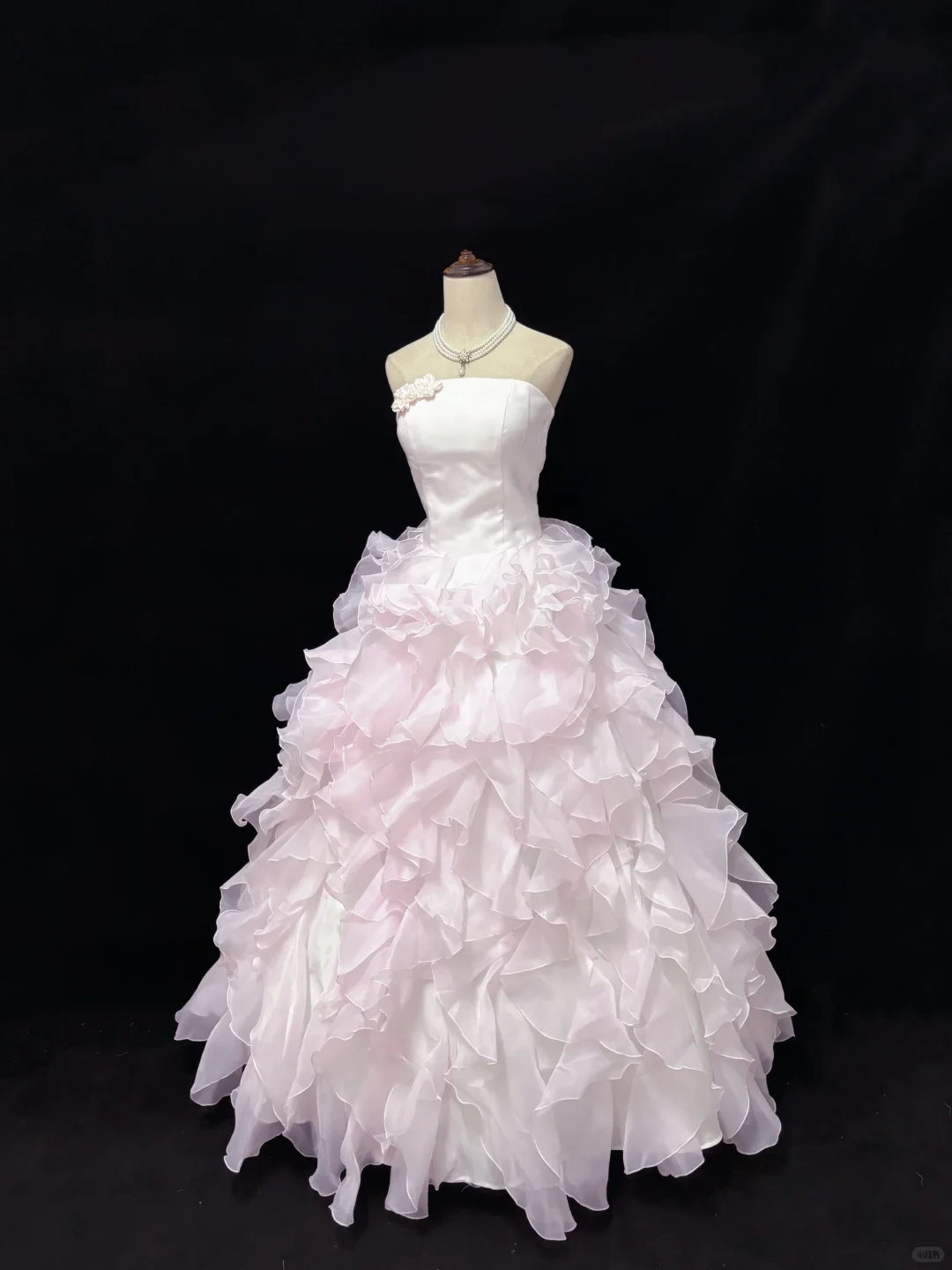 Blush Pink Strapless Cinched Waist Voluminous Wavy Princess Skirt Romantic Dress, Wedding Gown gh8061
