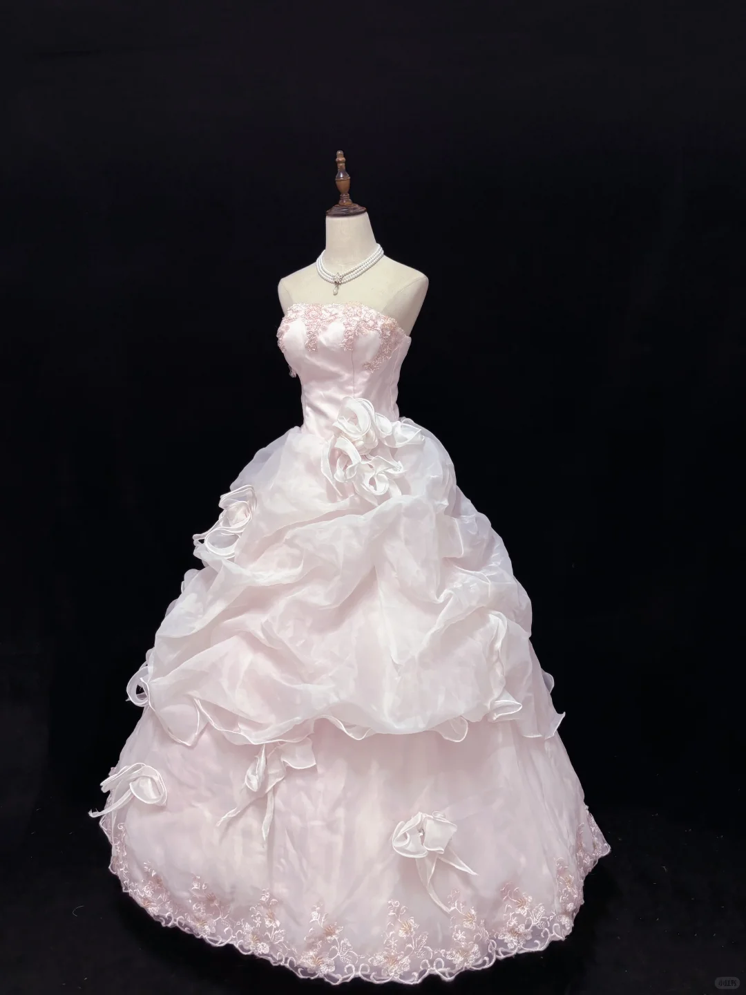 Blush pink strapless romantic gown with fitted waist and fluffy princess skirt, wedding dress & bridal gown gh8185