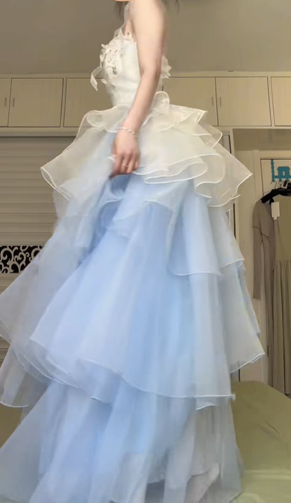 Light Blue Ombre Strapless Ball Gown, Lace Beaded Tiered Ruffle Tulle Prom Dress With Floral Embroidery for Party Banquet gh8960