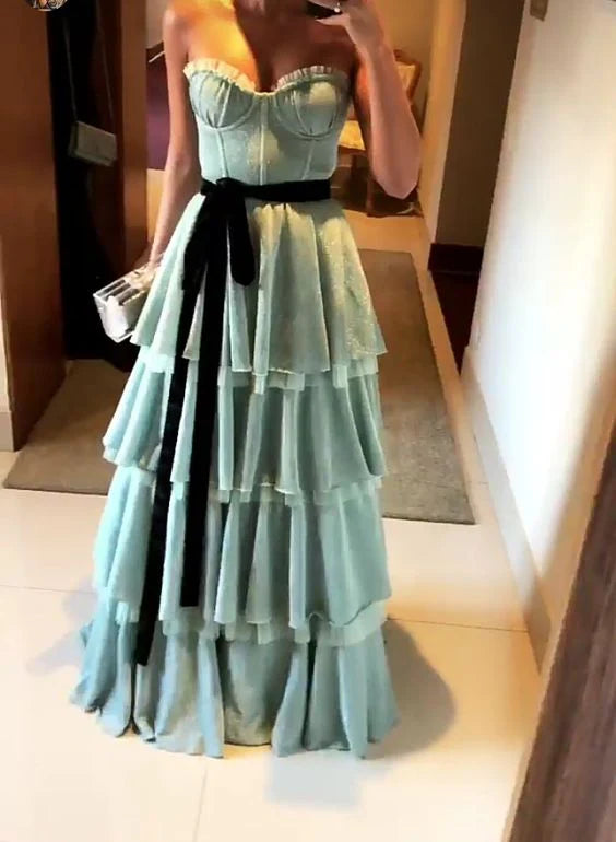 Robe de soirée élégante longue en tulle à volants et à manches longues, haut tube blanc, gh3364