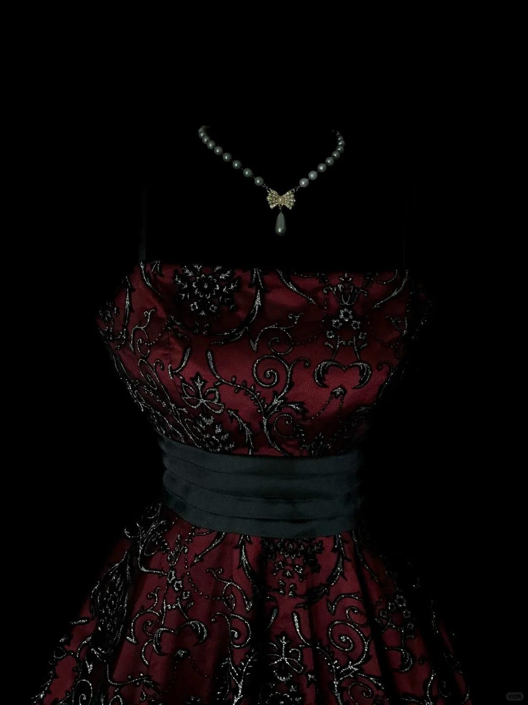 Burgundy Spaghetti Strap Short Cocktail Gown, Silver Scroll Floral Embroidery, Black Pleated Wide Sash, Swing Midi Skirt, Party Prom Dress gh8916