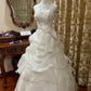 girlhomeshops - Weißes langes Brautkleid mit zarter Perlenstickerei GH6300