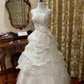girlhomeshops - Weißes langes Brautkleid mit zarter Perlenstickerei GH6300