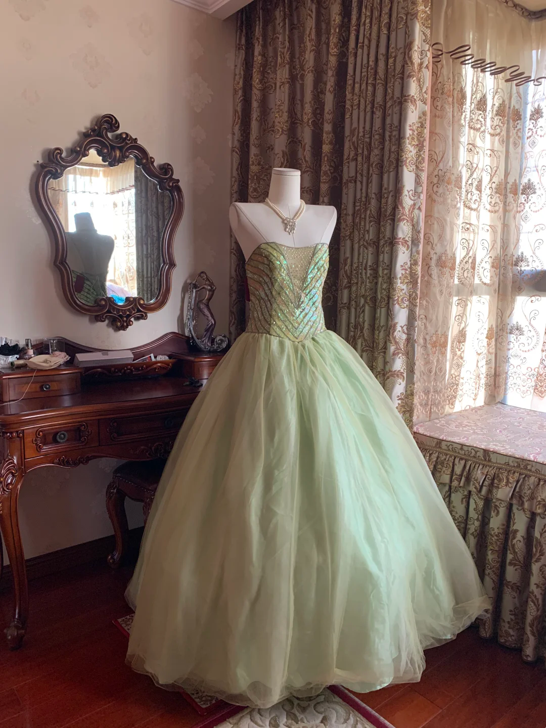 Light Green Strapless Sequin Waist-Cinched Voluminous Skirt Prom Gown, Evening Party Dress, Birthday Ball Gown gh7278