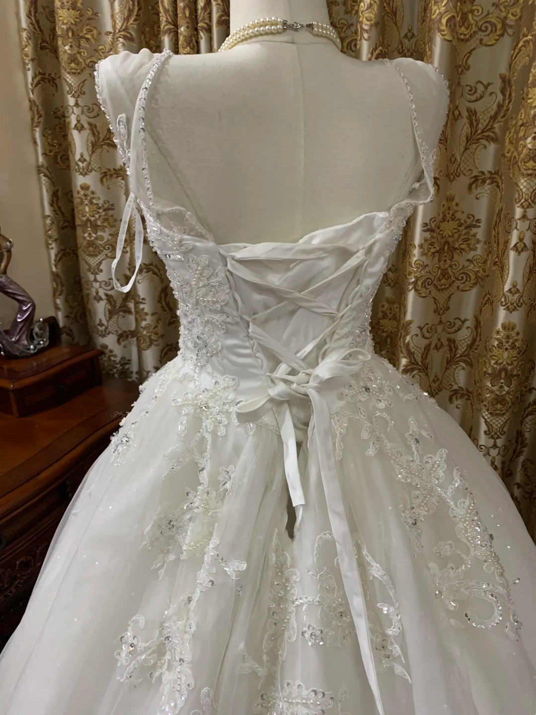 White Vintage Sleeveless Waist-Cinched Puffy Skirt Prom Dress, Graduation Gown, Wedding Dress gh7248
