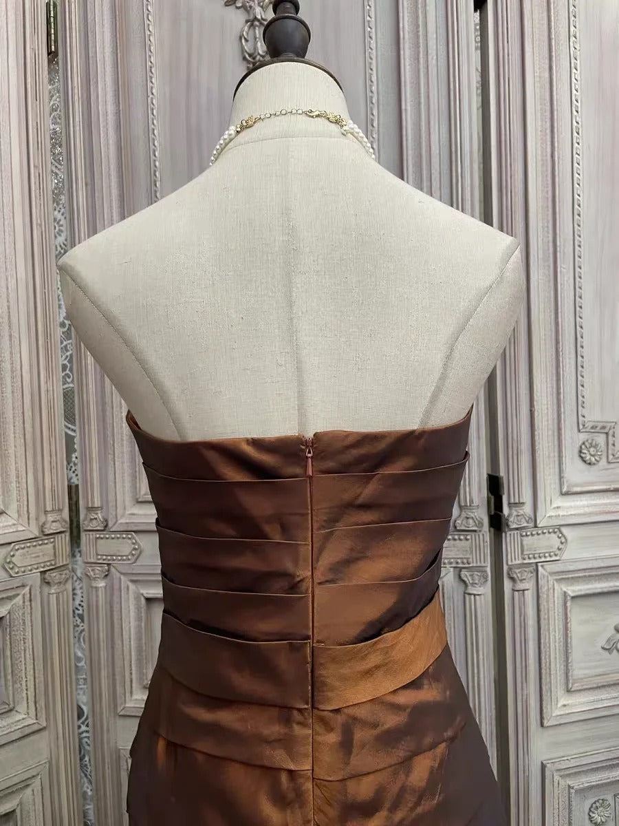 ✨Girlhomeshops - Robe de soirée courte en satin marron avec strass gh4985