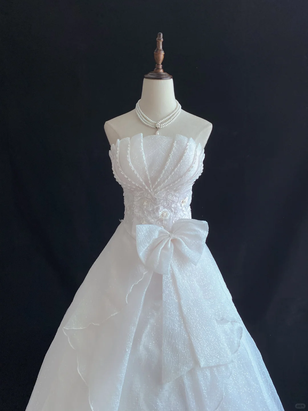 White Strapless Vintage Luxury Romantic Gown With Beaded Embellishments, Cinched Waist & Voluminous Flared Skirt, Wedding Dress & Bridal Gown gh8149