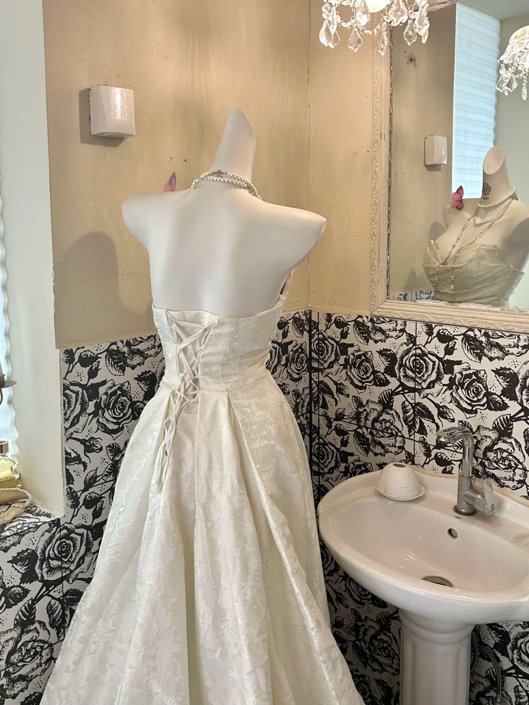 Ivory Strapless Waist-Cinched Full Flared Skirt Elegant Romantic Dress, Wedding Gown gh7632