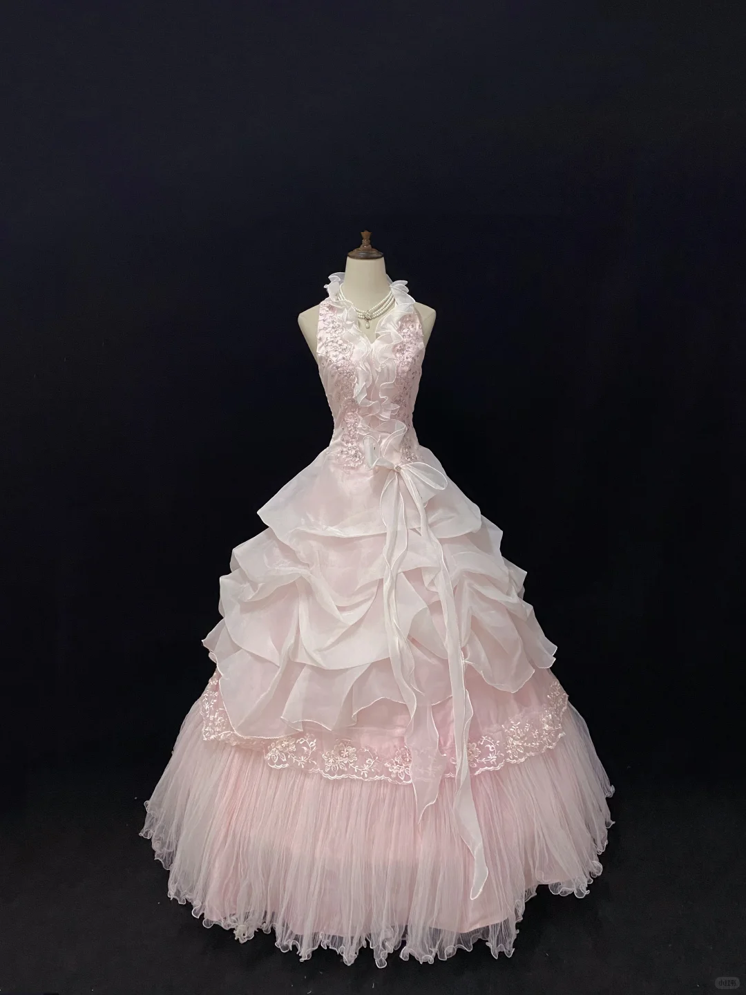 Blush Pink Halter Romantic Bridal Gown, Embroidered, Cinched Waist, Vintage Elegant Voluminous Designer Skirt, Wedding Dress gh8150