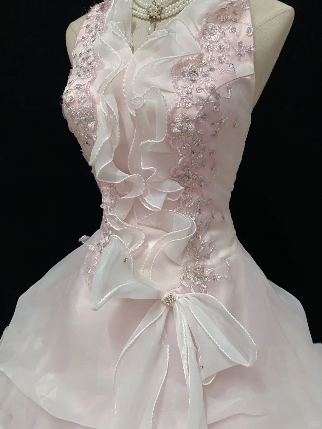 Blush Pink Halter Romantic Bridal Gown, Embroidered, Cinched Waist, Vintage Elegant Voluminous Designer Skirt, Wedding Dress gh8150