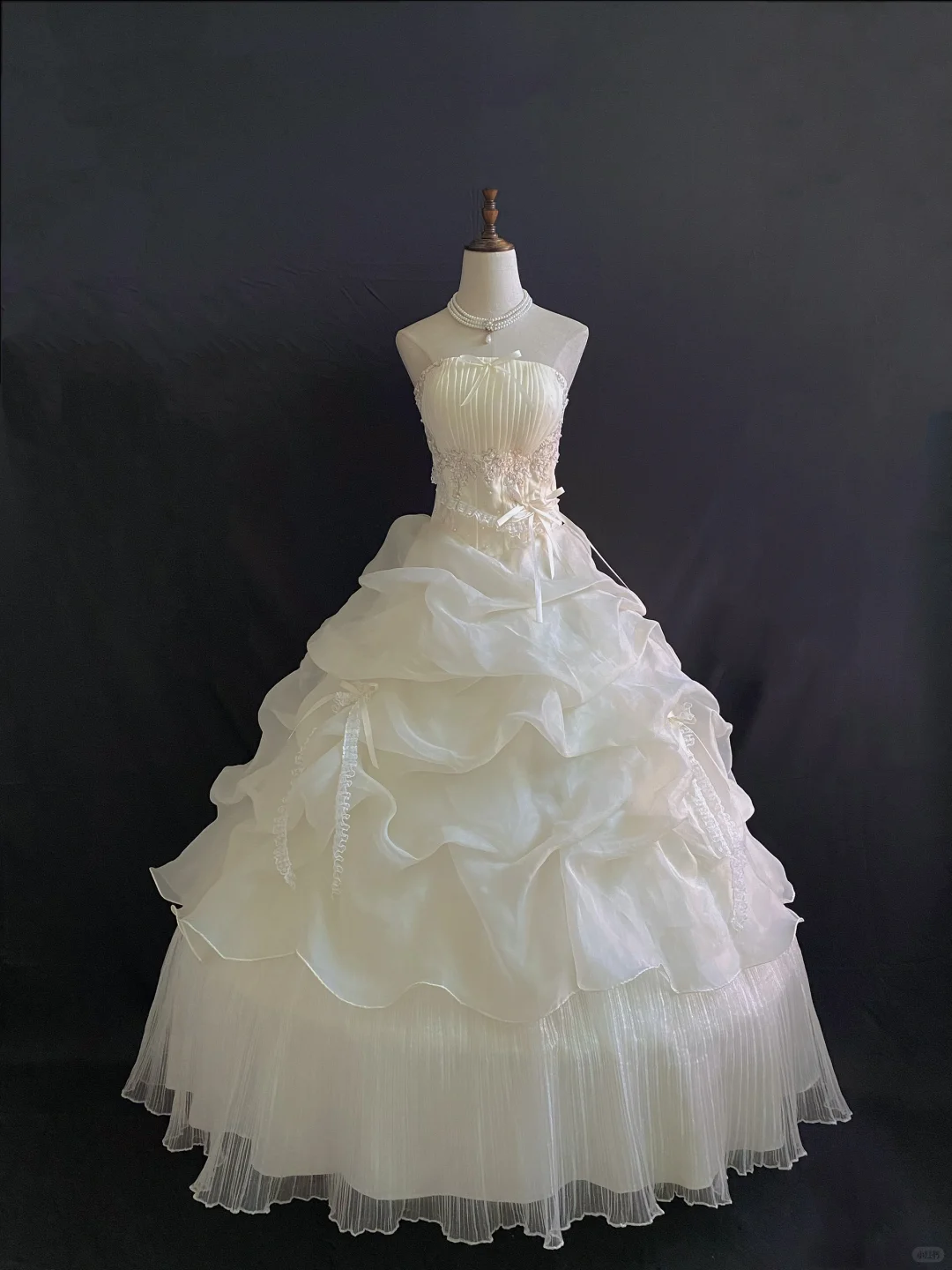 Light Apricot Strapless Romantic Gown with Cinched Waist and Voluminous Princess Skirt, Wedding Dress & Bridal Gown gh8235
