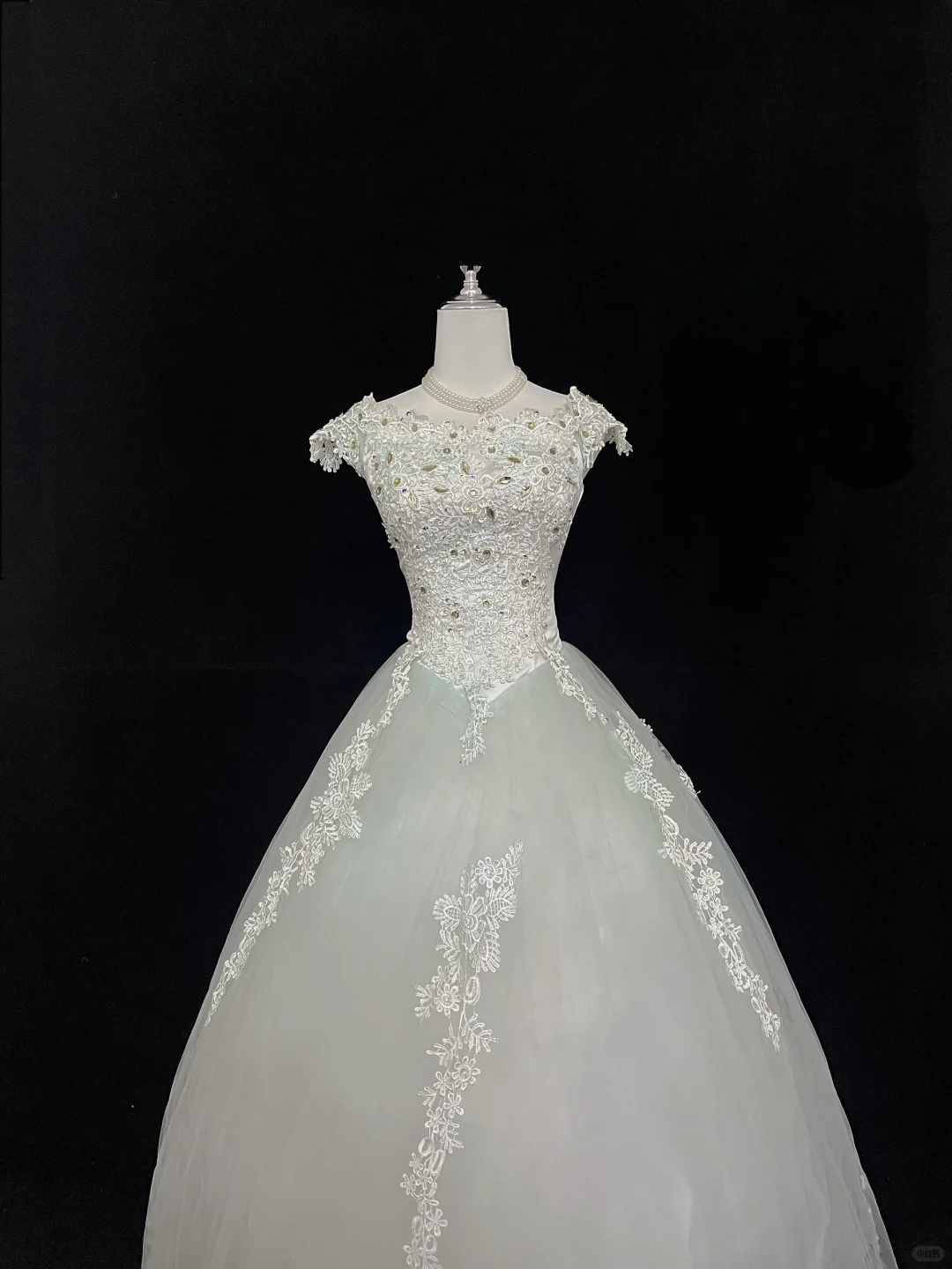 Light Green Embroidered Cinched Waist Voluminous Skirt Long Romantic Dress, Wedding Gown gh8048