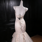 Robe longue sirène sans bretelles à bretelles diamant, couleur champagne, motif floral doux, réf. gh6924