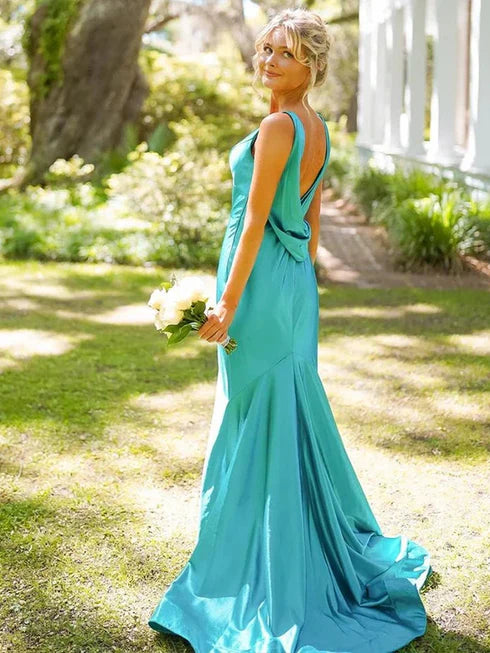Robe de soirée longue en satin bleu élégant à col en V, robe de soirée pour invités de mariage, gh3343