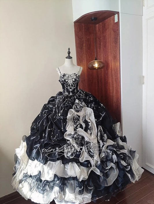 Girlhomeshops - Schwarz-weiße Quinceanera-Kleider, wunderschönes, langes, mit Perlen besetztes schwarzes Schwanenkleid aus Tüll, Ballkleider, Prinzessinnenkleid für Erwachsene, Kleid für 16-Jährige gh5291