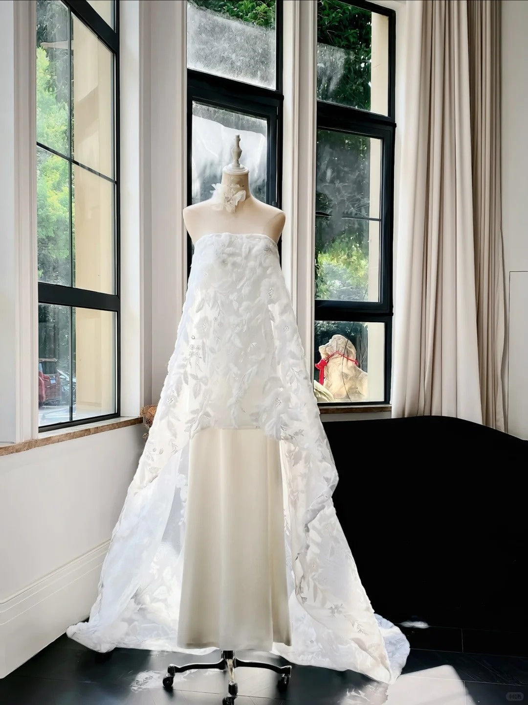 Girlhomeshops – Weißes, exquisites, langes, elegantes Feen-Hochzeitsballkleid gh5446