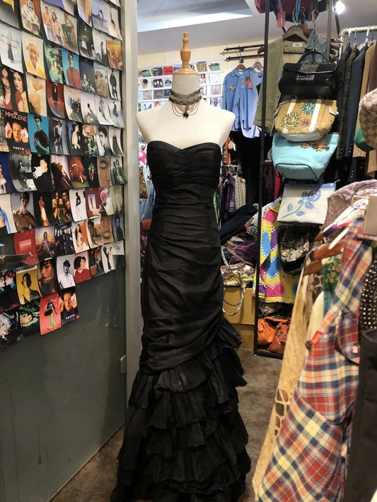 Robe de soirée longue plissée en satin, élégante et vintage, noire, à bretelles, pour bal de promo, anniversaire, remise de diplôme, gh4153