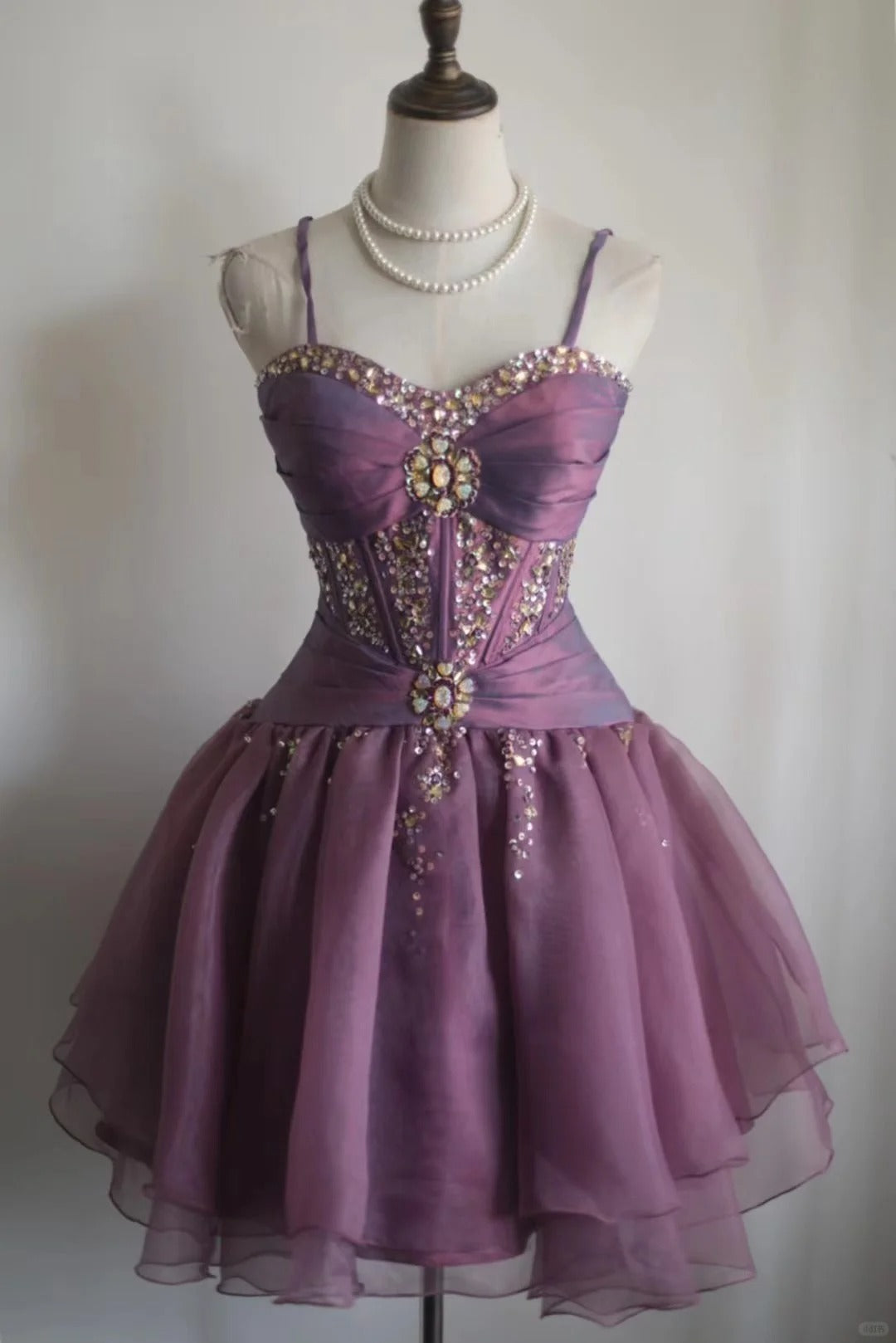 Lila Retro Palast Puffy Short Homecoming Kleid Prinzessin Kleid Taft Satin Organza handgefertigte Perlen Erwachsene Zeremonie Geburtstagsparty gh4373