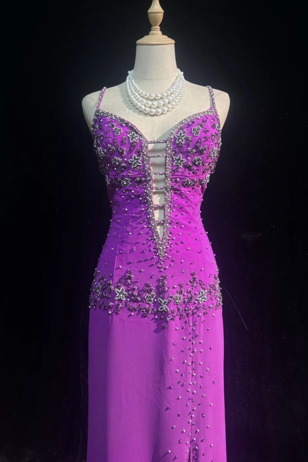 girlhomeshops-Langes, lila perlenbesetztes Satin-Abendkleid gh6245