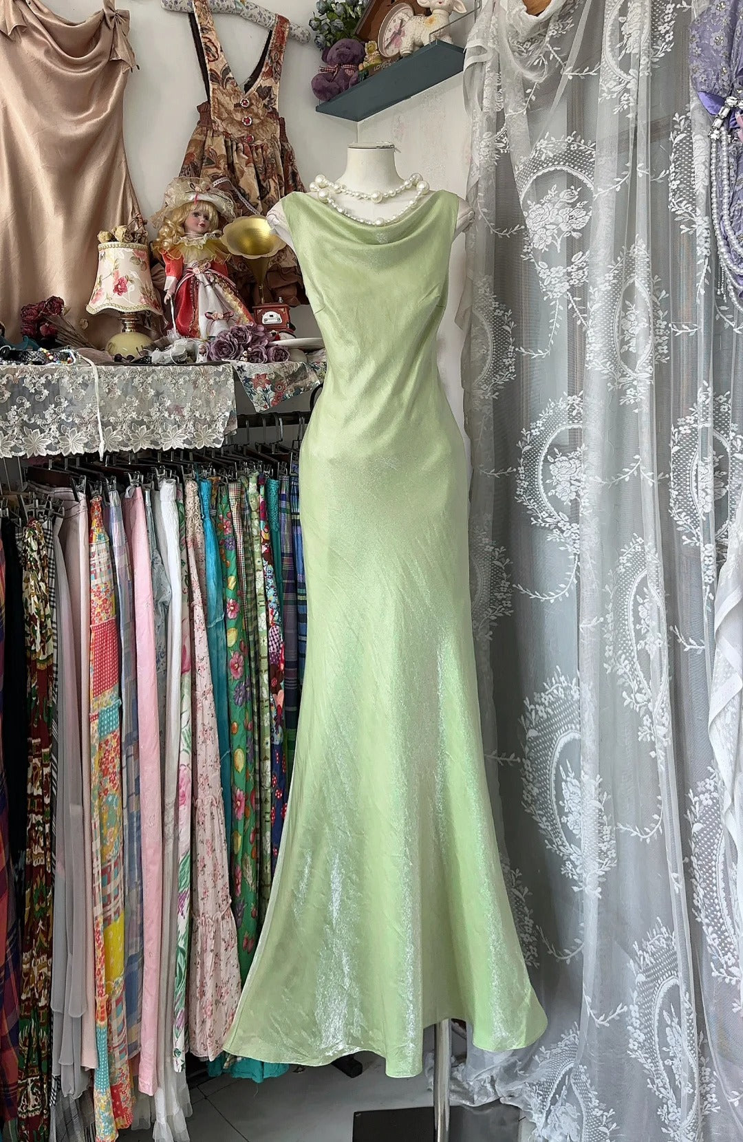 Girlhomeshops - Robe de soirée longue en satin vert, simple et élégante, gh5179