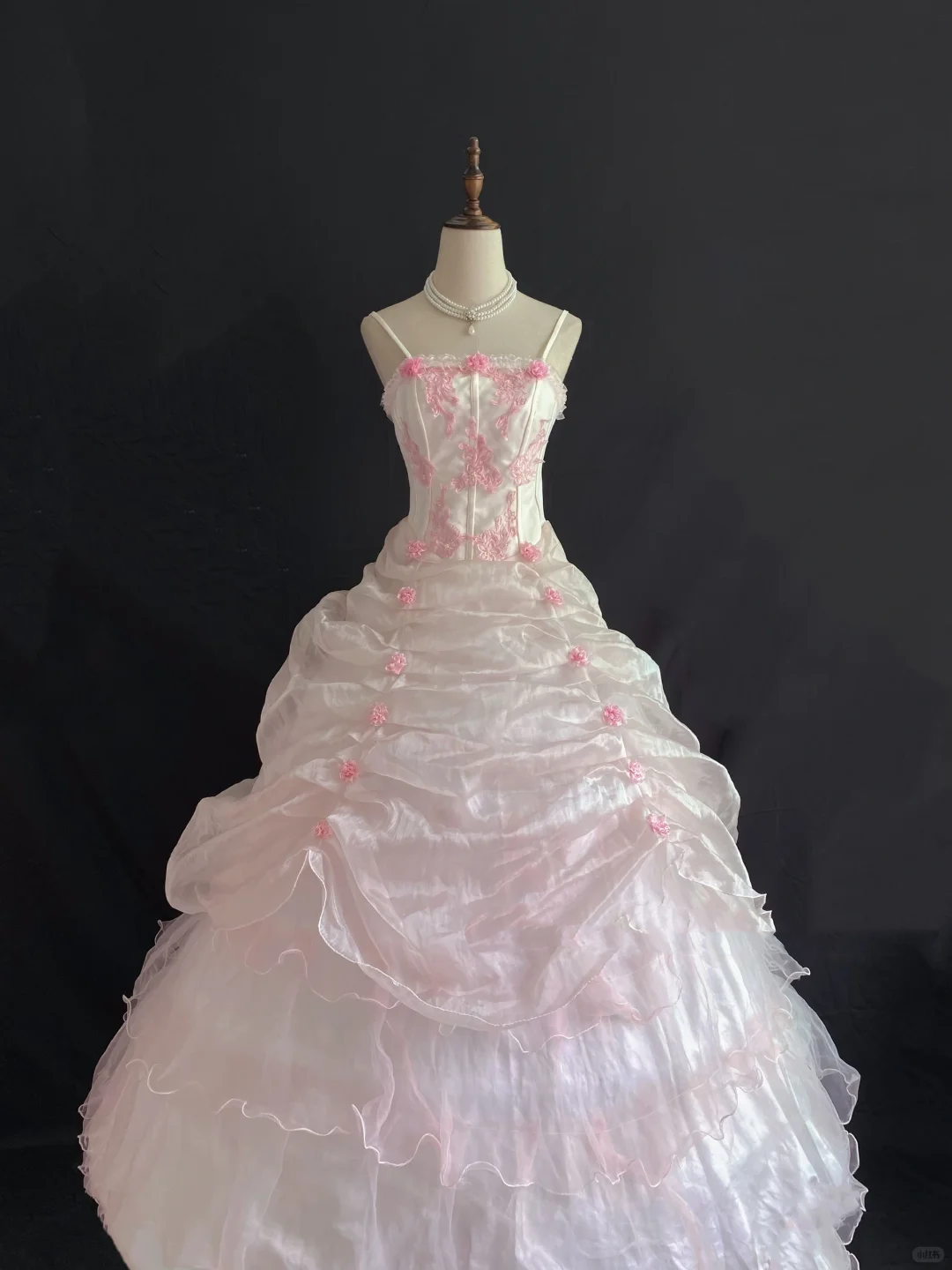 Blush Pink Spaghetti Strap Embroidered Romantic Gown, Fitted Waist, Voluminous Princess Skirt, Wedding Dress & Bridal Gown gh8263