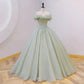 Grünes, langes Ballkleid aus Satin mit Perlenbesatz, gh4359