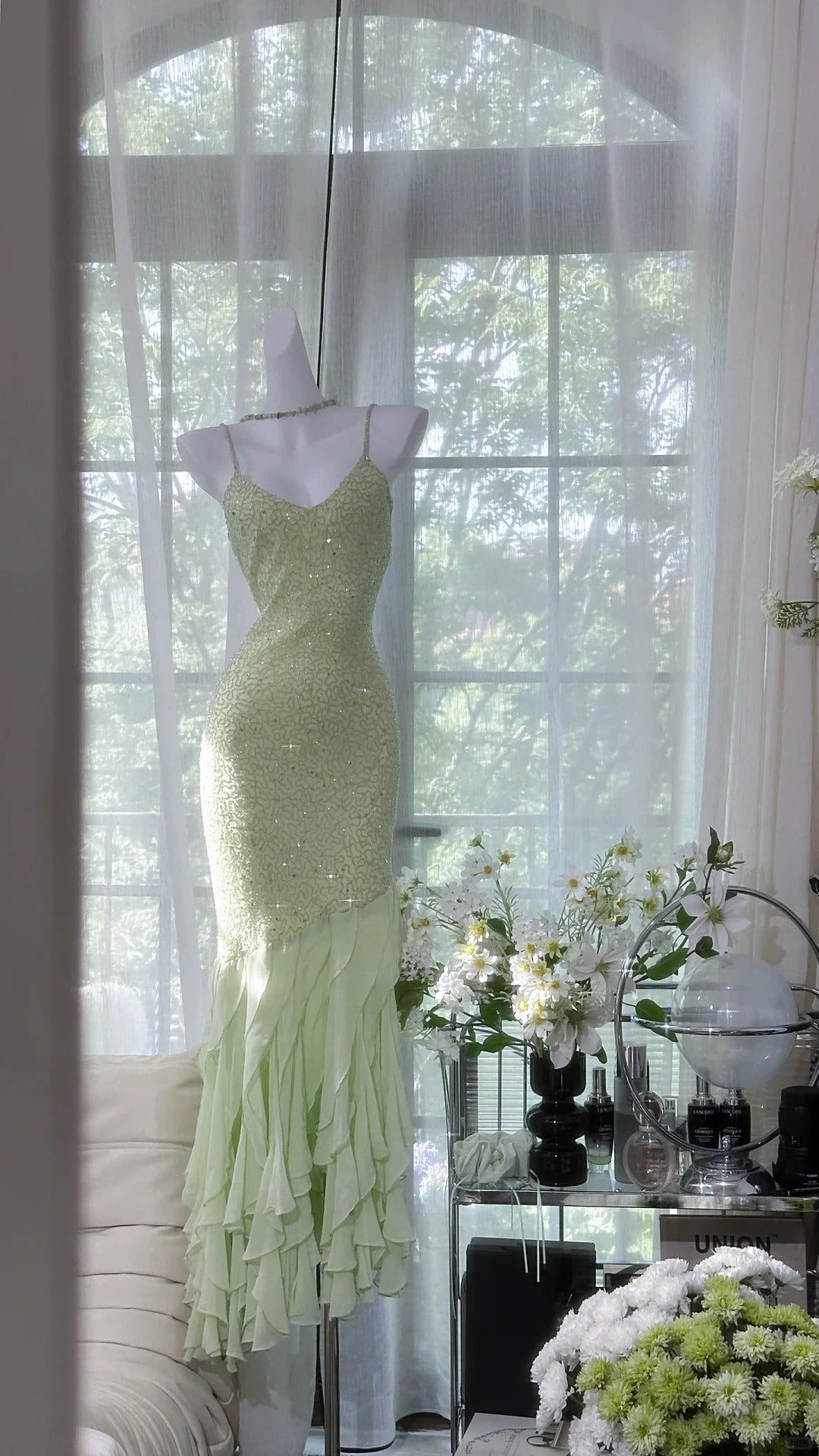 Grünes glänzendes Rüschen-langes Pailletten-Ballkleid-Abendkleid-Partykleid gh4319
