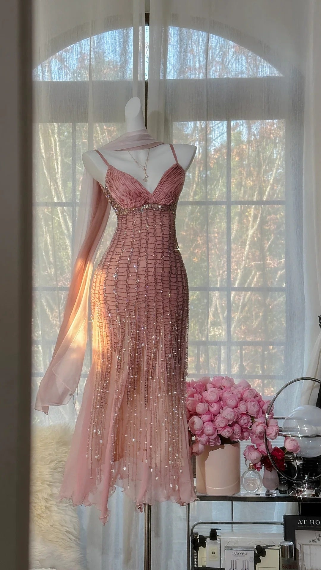 Rosa romantisches Feenkleid aus Chiffon mit exquisiter Perlenverzierung, mittellang/kurz, ideal für Dates und Partys (gh6912)