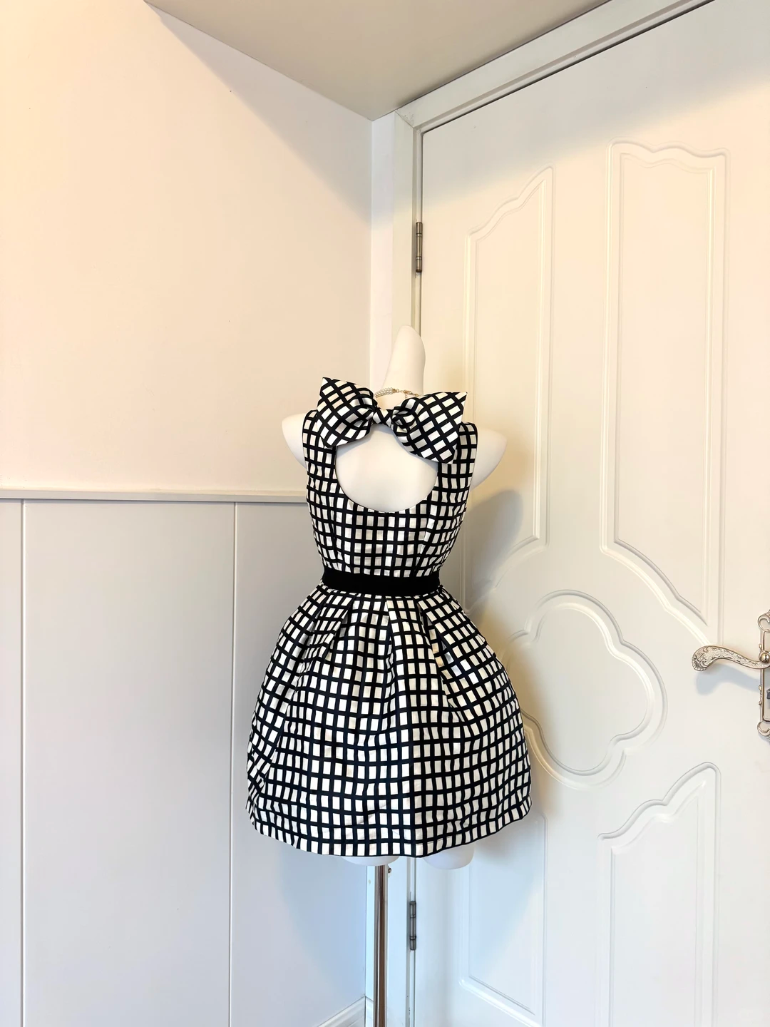 Black White Checkered Homecoming Dress Sleeveless Round Neck A-Line Cocktail Party Gown gh9381