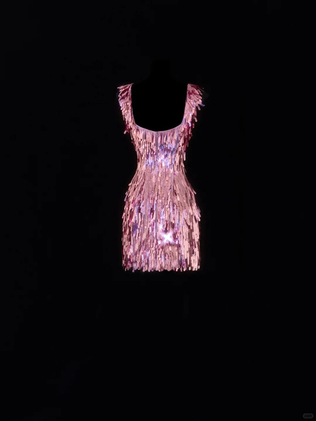 Girlhomeshops-Pink Exquisite Short Sequin Homecoming Dress Birthday Party Dress gh5378