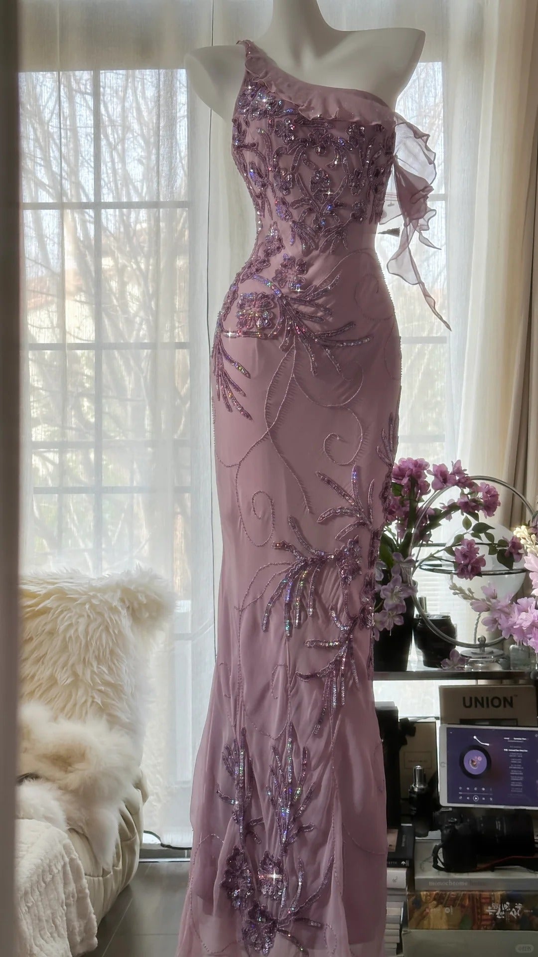 Rosa Lila Romantische One-Shoulder-Mode Elegante Exquisite Blumen Perlen Lange Chiffon Ballkleid Abendkleid Geburtstag Urlaub Partykleid Ballkleid gh4012