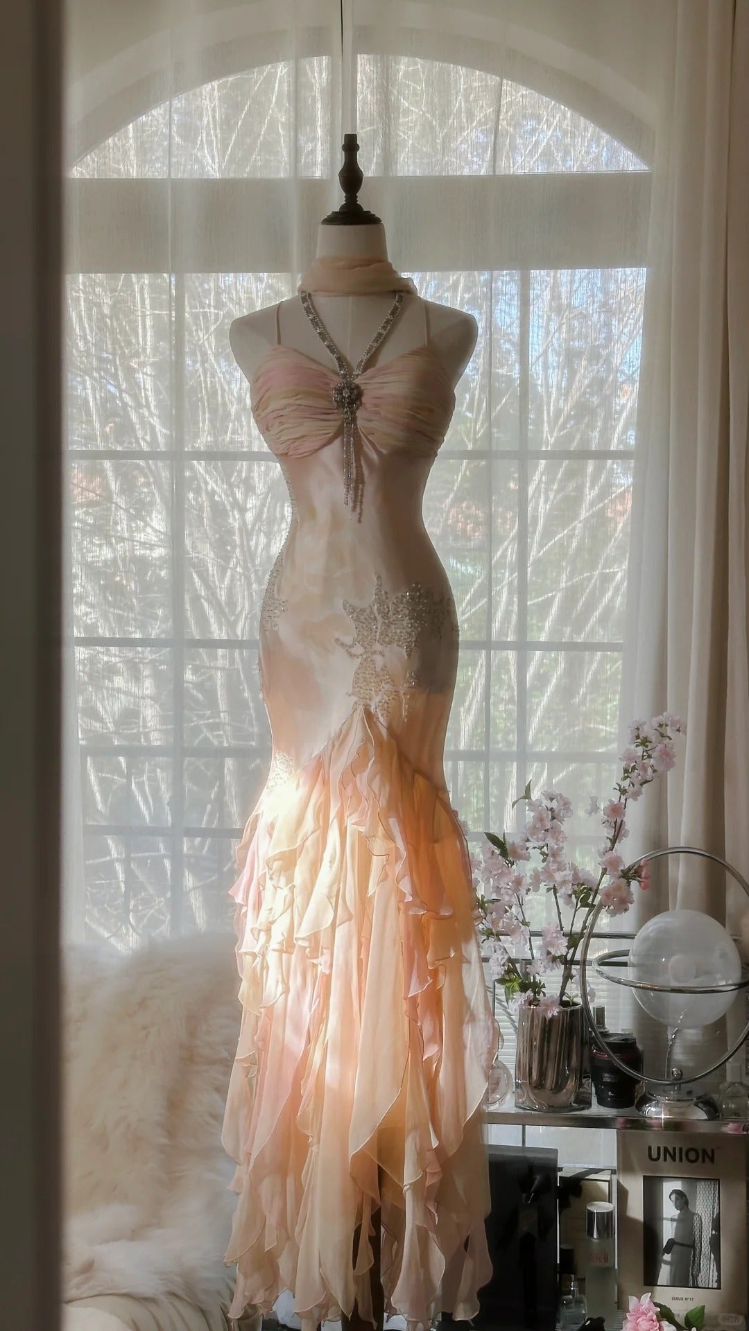 Hellrosa Wunderschönes, exquisites Perlenbesetztes Spaghettiträger-Lang-Chiffon-Satin-Ballkleid-Abendkleid für Geburtstage/Feiertagspartys Ballkleid gh4064
