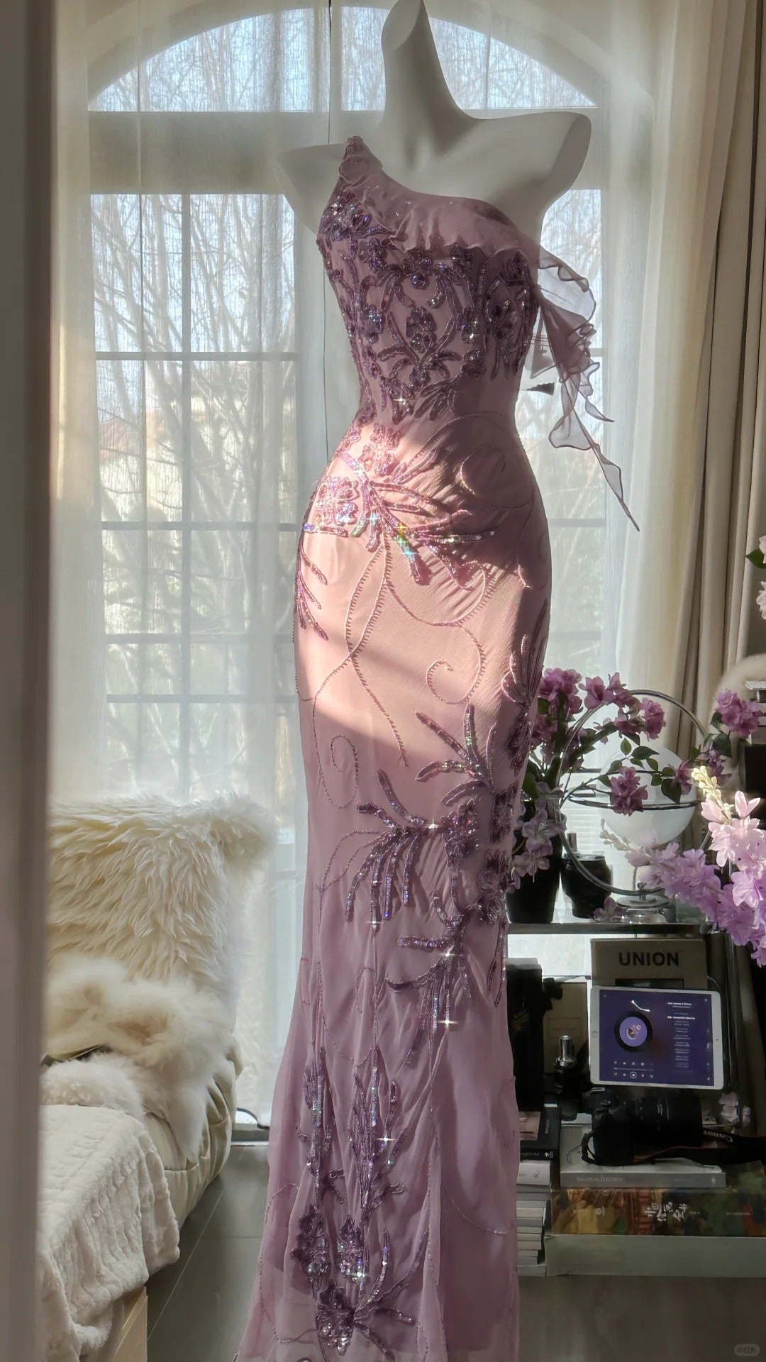 Rosa Lila Romantische One-Shoulder-Mode Elegante Exquisite Blumen Perlen Lange Chiffon Ballkleid Abendkleid Geburtstag Urlaub Partykleid Ballkleid gh4012